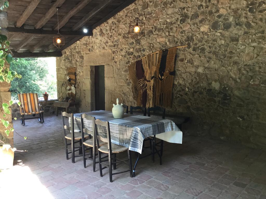 Mas Pardas Santa Pau Exteriér fotografie
