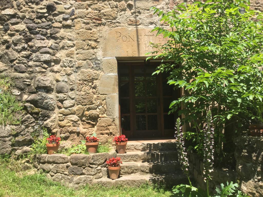 Mas Pardas Santa Pau Exteriér fotografie