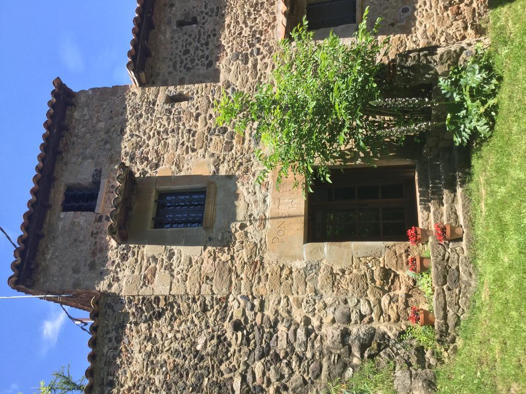 Mas Pardas Santa Pau Exteriér fotografie